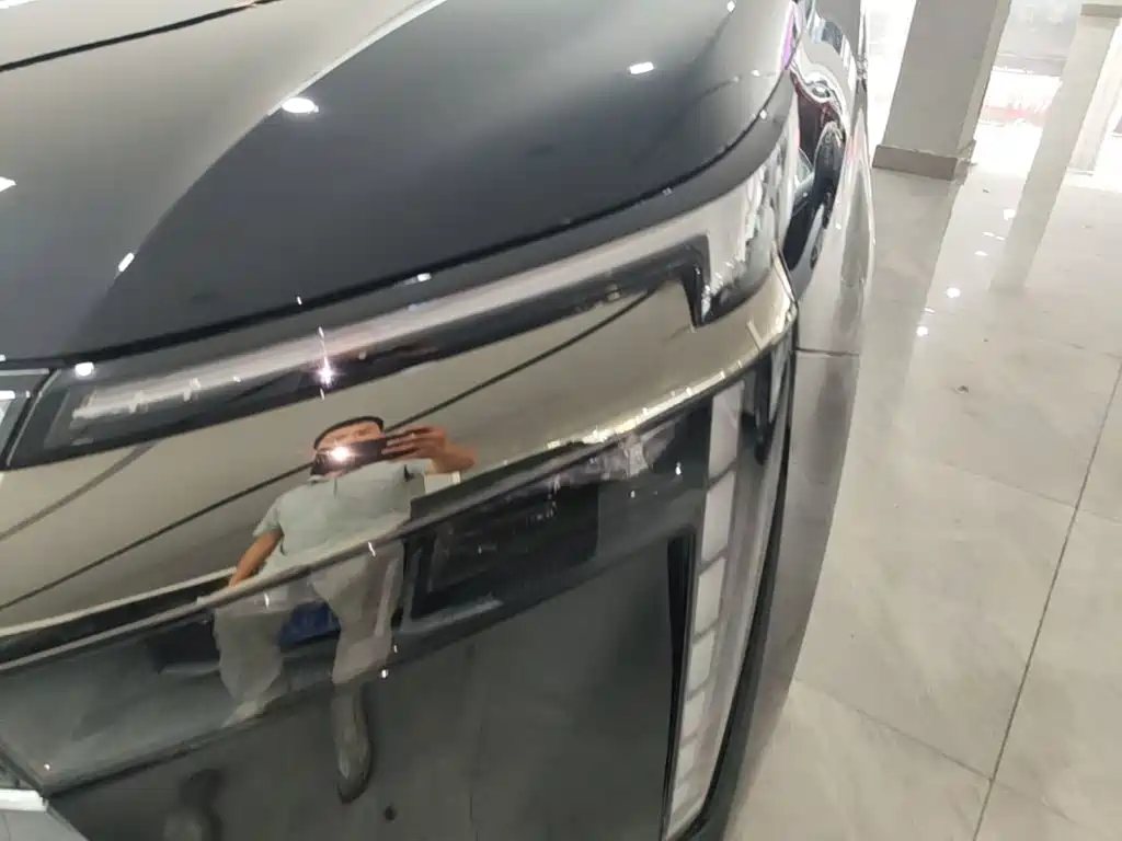 GAC Motor Trumpchi E8 PHEV — миниатюра 24