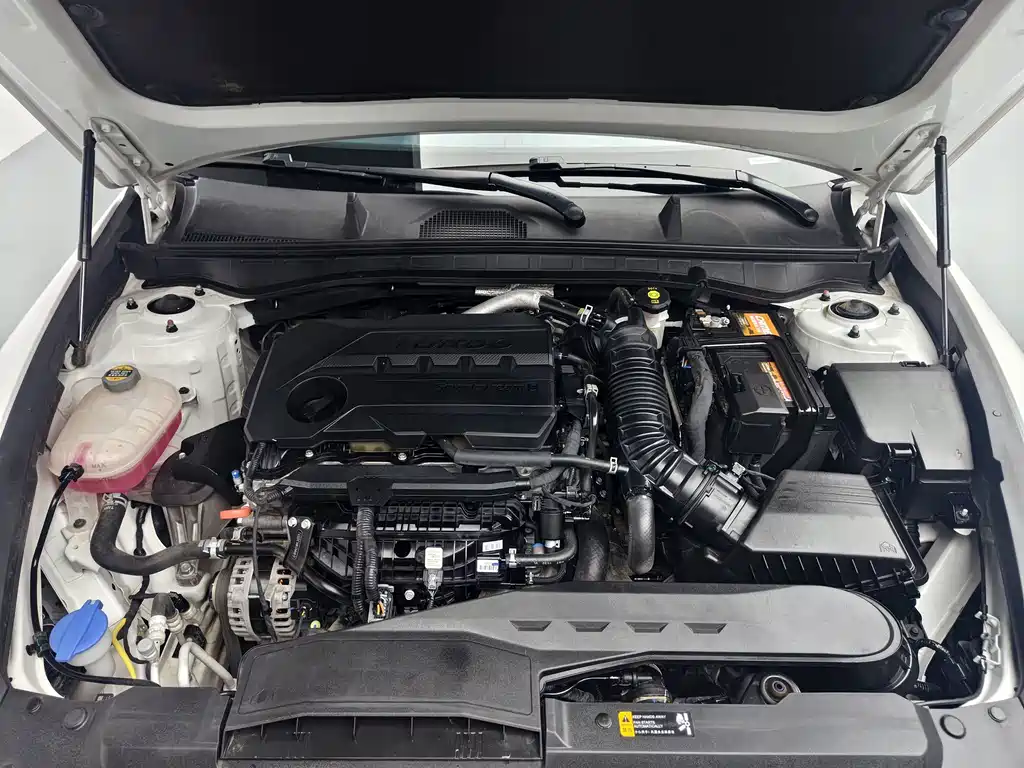Hyundai Sonata — миниатюра 13