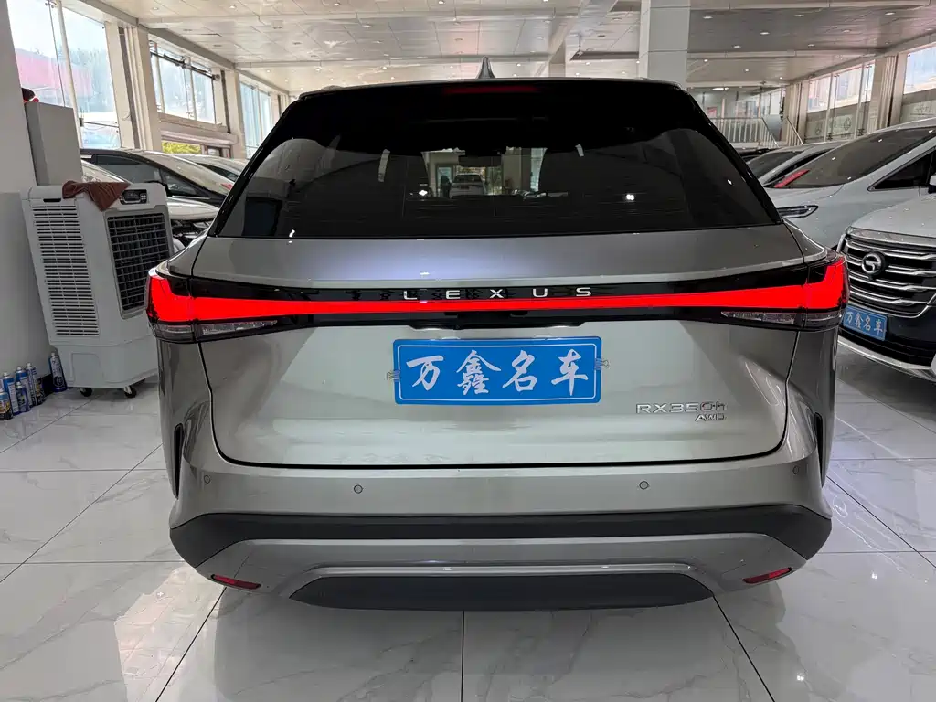 Lexus RX — миниатюра 16