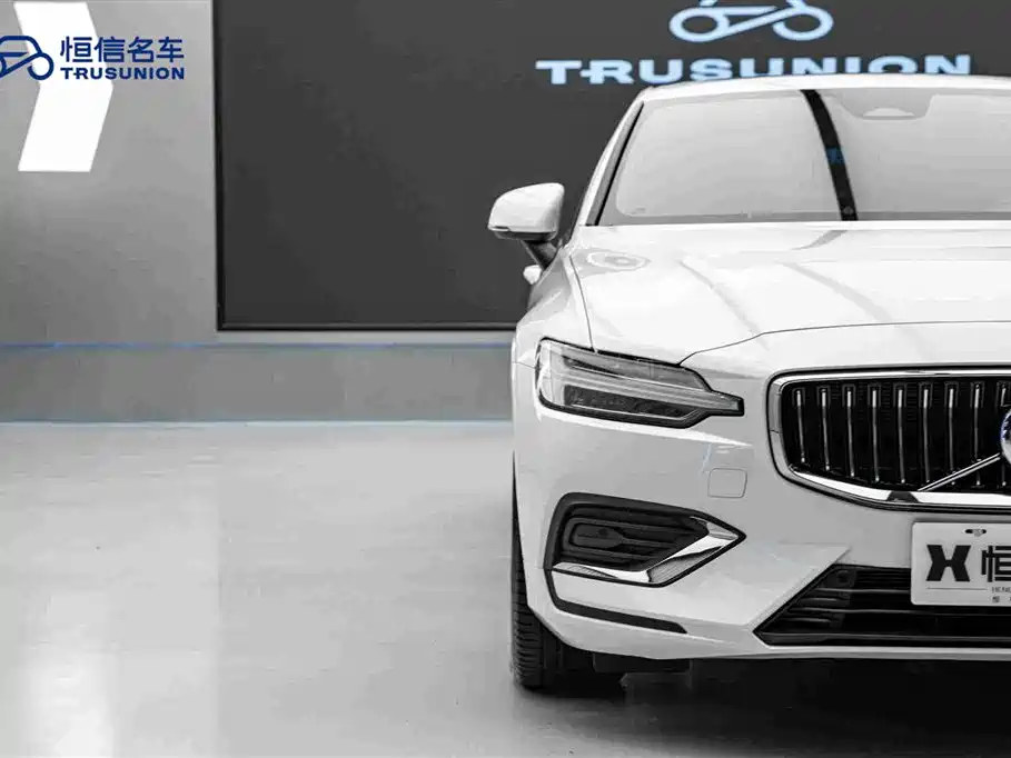 Volvo S60 — миниатюра 8
