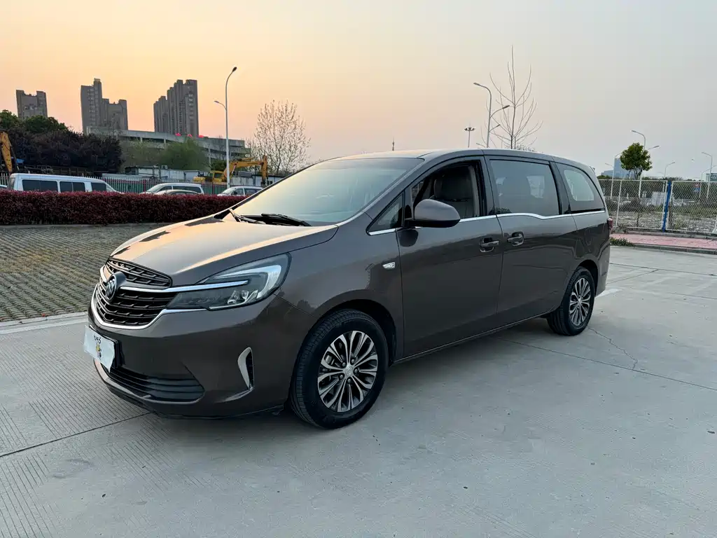 Buick GL8 2021