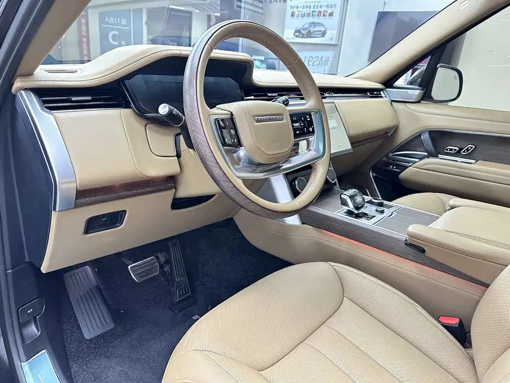 Land Rover Range Rover — миниатюра 7