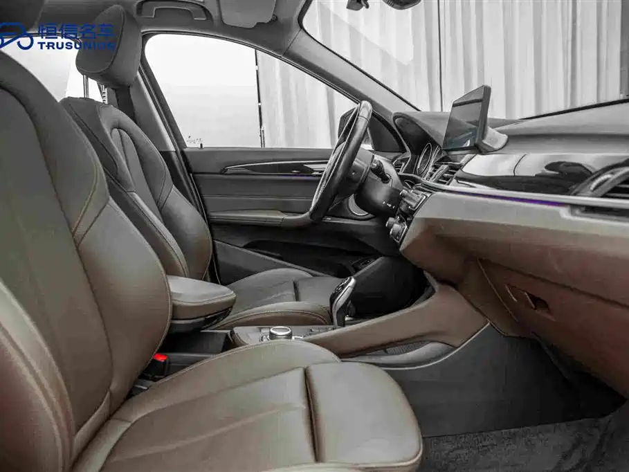 BMW X1 — миниатюра 15