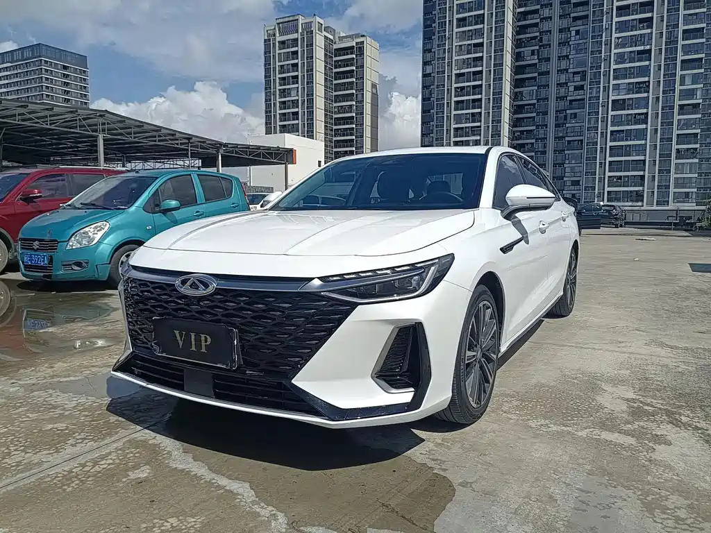 Chery Arrizo 8
