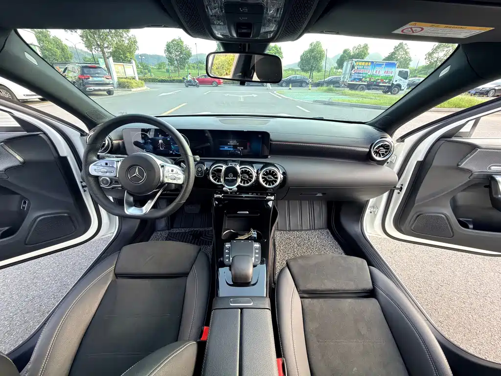 Mercedes-Benz A-Class — миниатюра 14