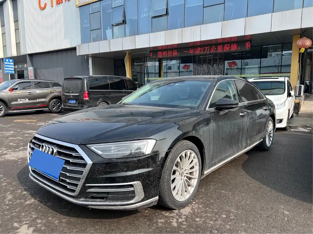 Audi A8 2022