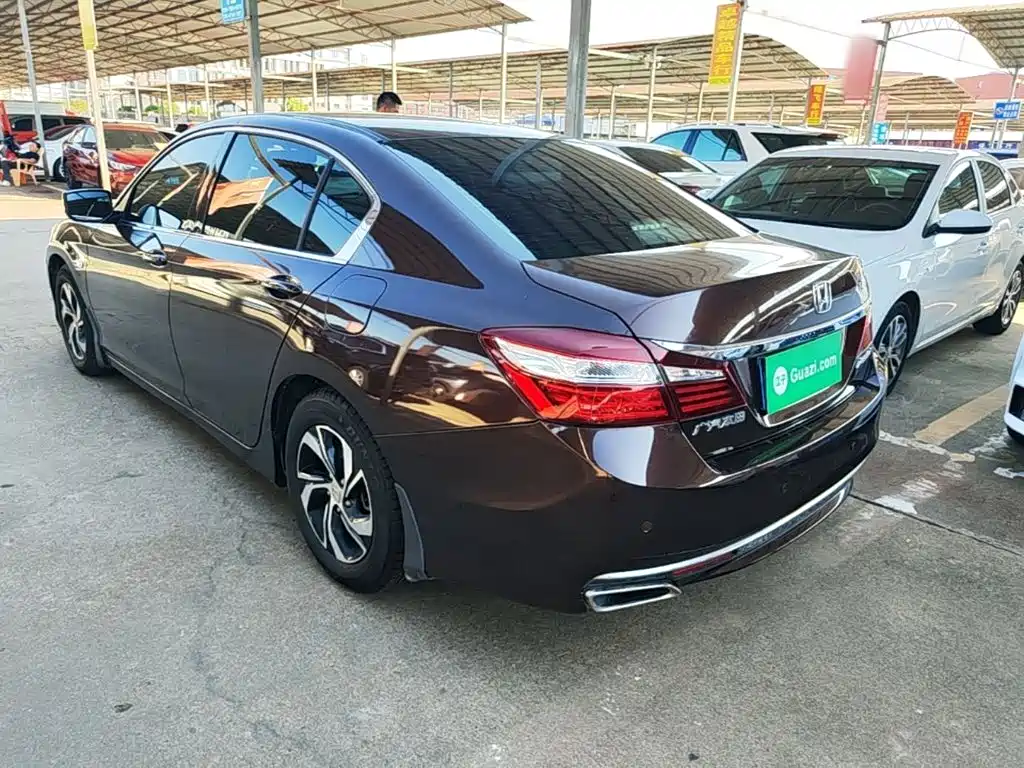 Honda Accord — миниатюра 5