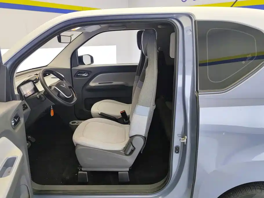 Wuling MINIEV — миниатюра 11