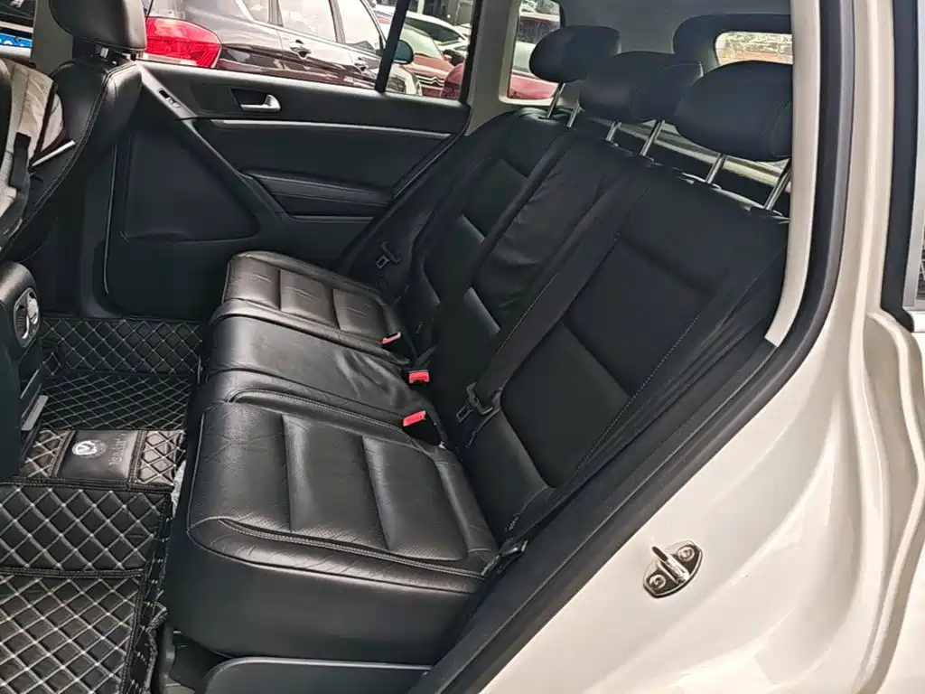 Volkswagen Tiguan — миниатюра 17