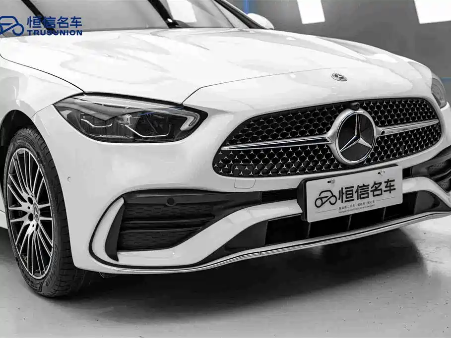 Mercedes-Benz C-Class — миниатюра 9