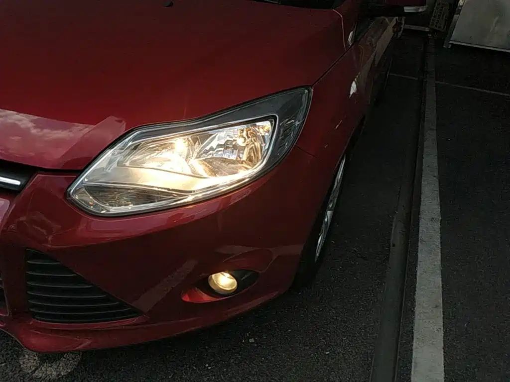 Ford Focus — миниатюра 24