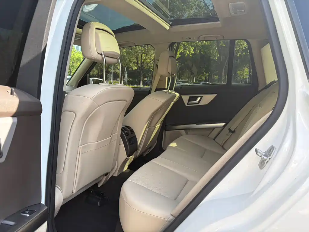 Mercedes-Benz GLK-Class — миниатюра 6