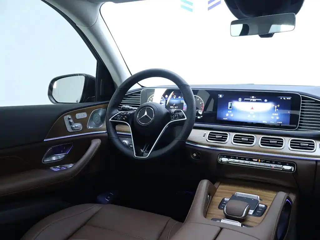 Mercedes-Benz GLE (Import) — миниатюра 14