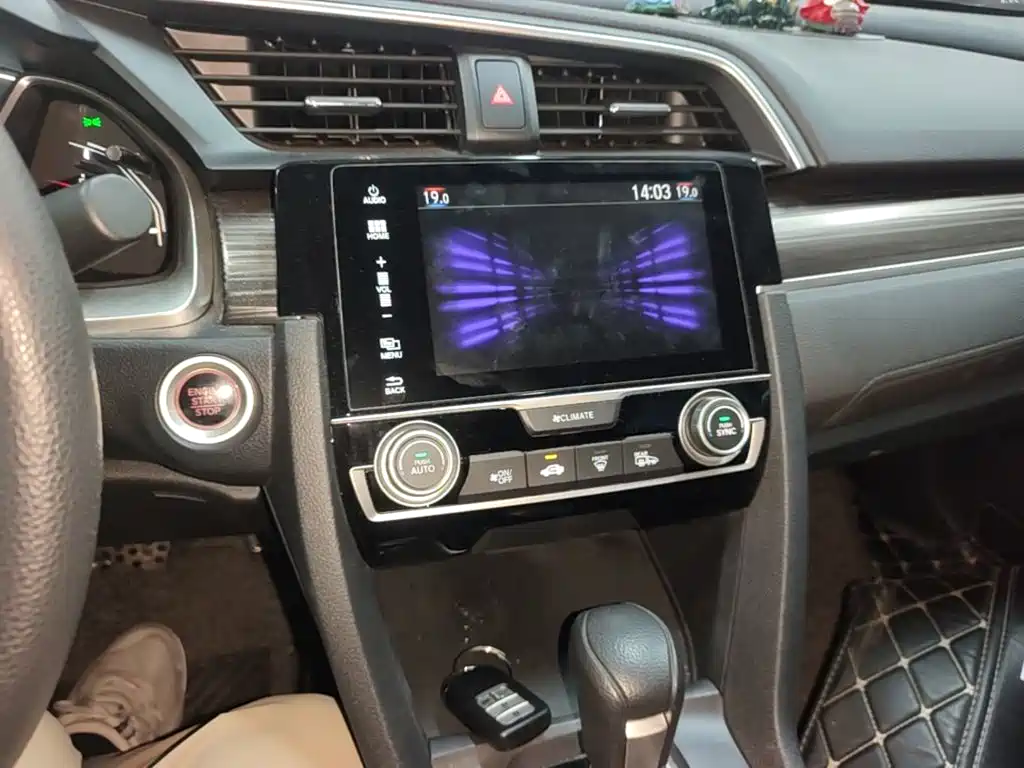 Honda Civic — миниатюра 13