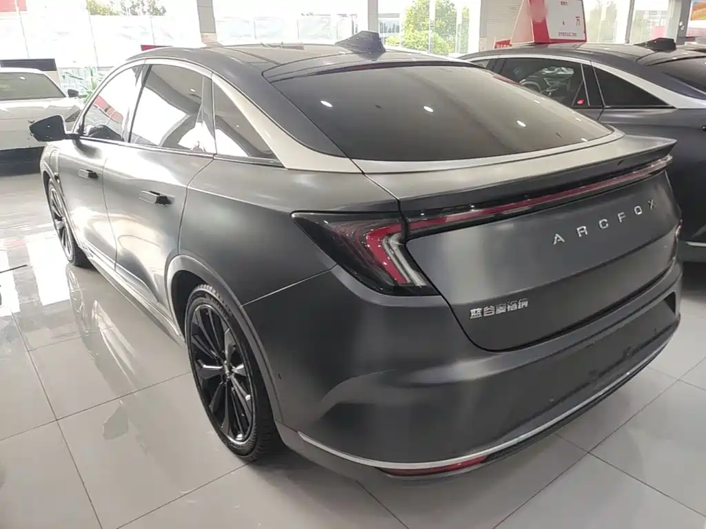 ARCFOX Alpha S — миниатюра 5