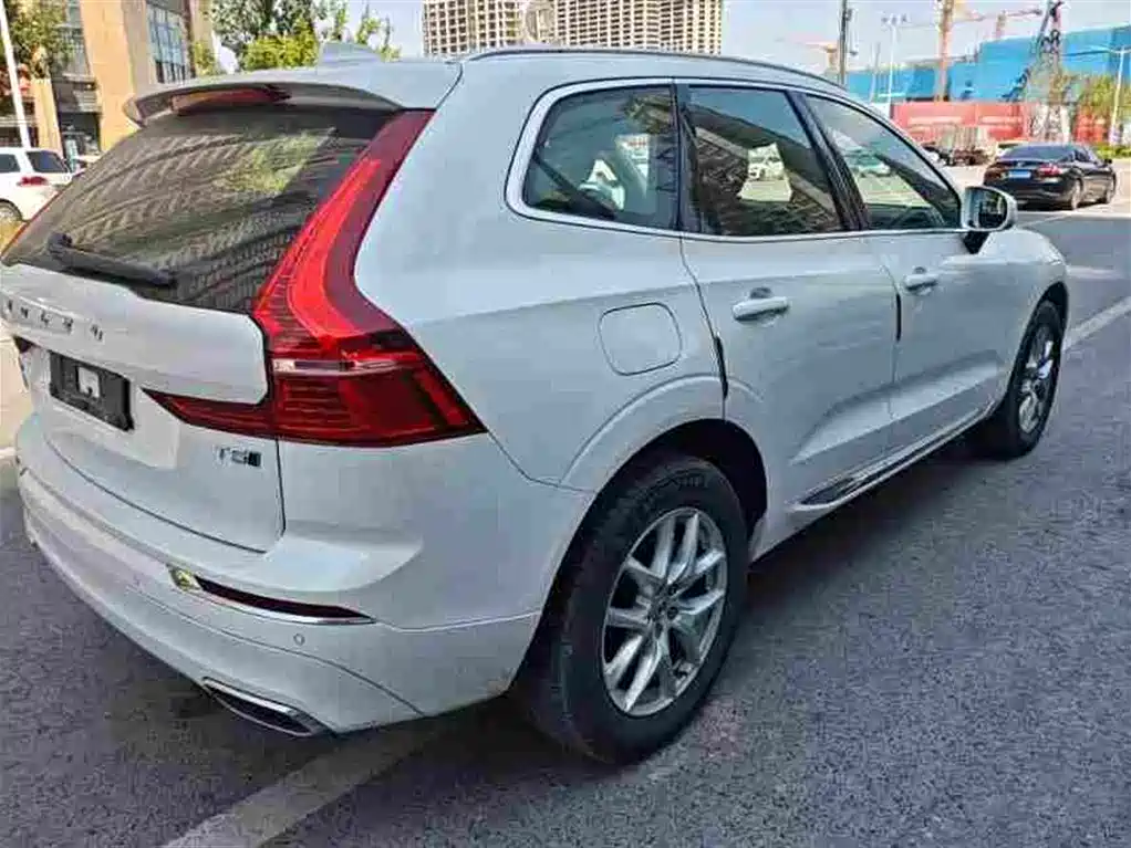 Volvo XC60 — миниатюра 9