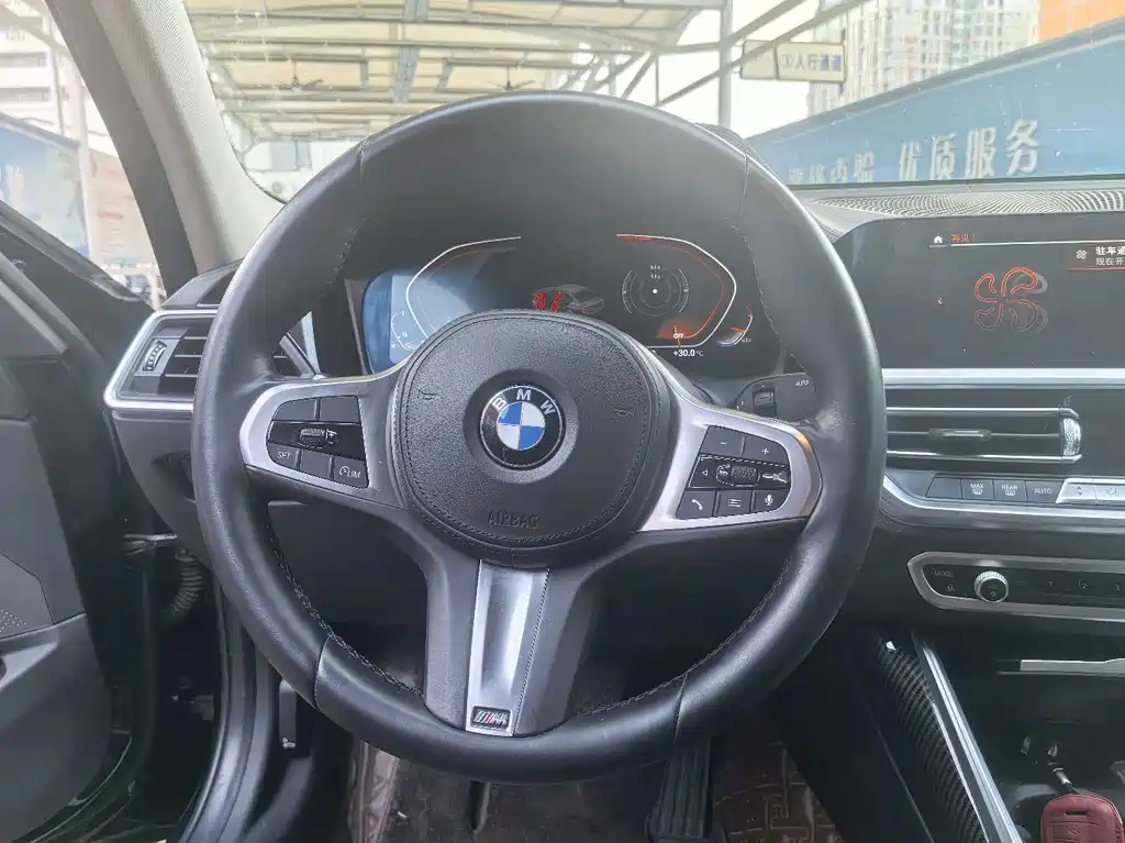 BMW 3 Series — миниатюра 10
