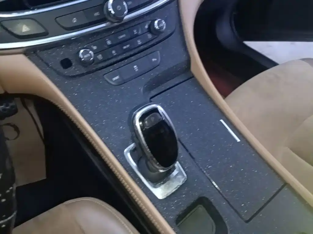 Buick LaCrosse — миниатюра 14