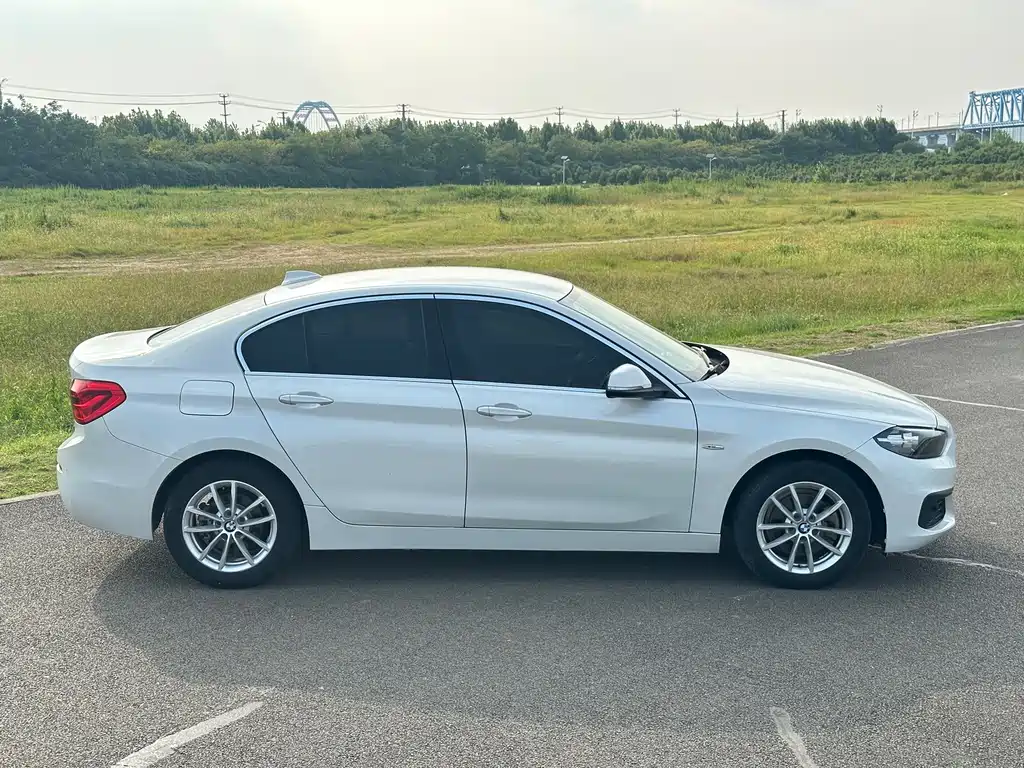 BMW 1 Series — миниатюра 11