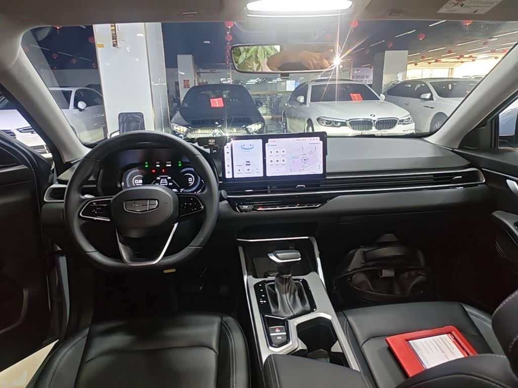 Geely Emgrand 1.5 л 2024 г. Голубой, пробег 20299 км