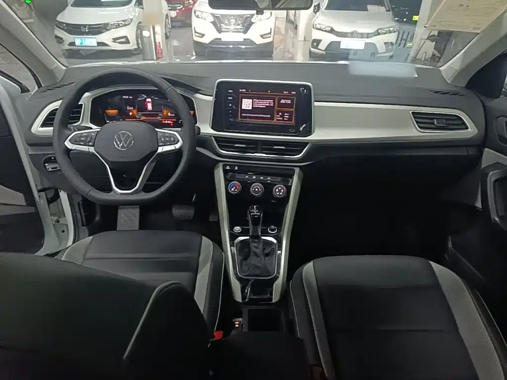 Volkswagen T-Roc 2025 280TSI DSG