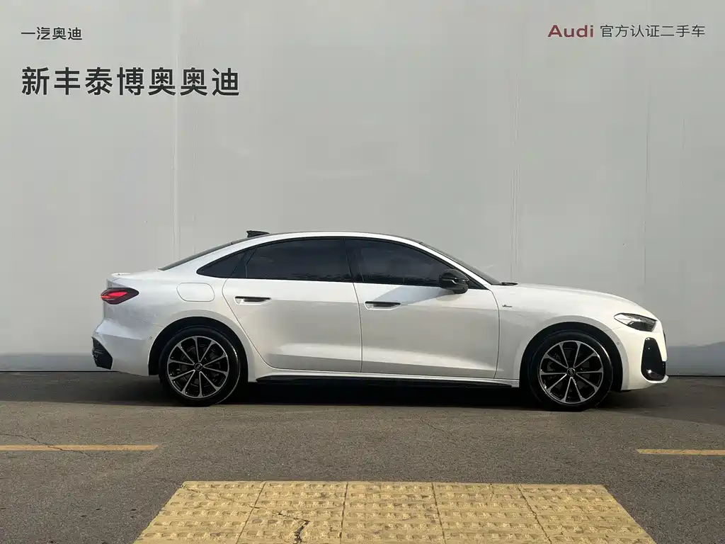 Audi A5L 2026 2.0T Sport Plus