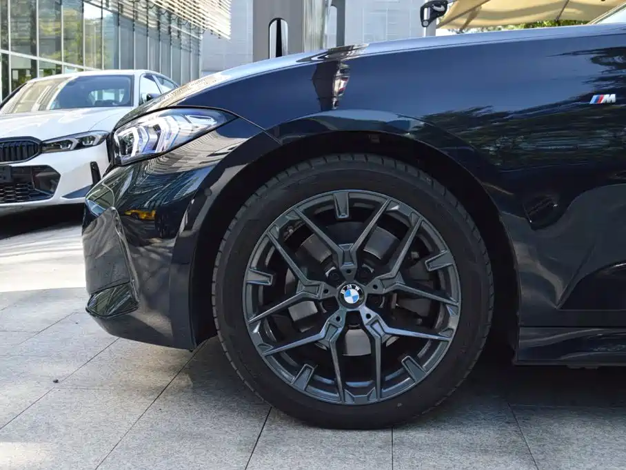 BMW 3 Series — миниатюра 14