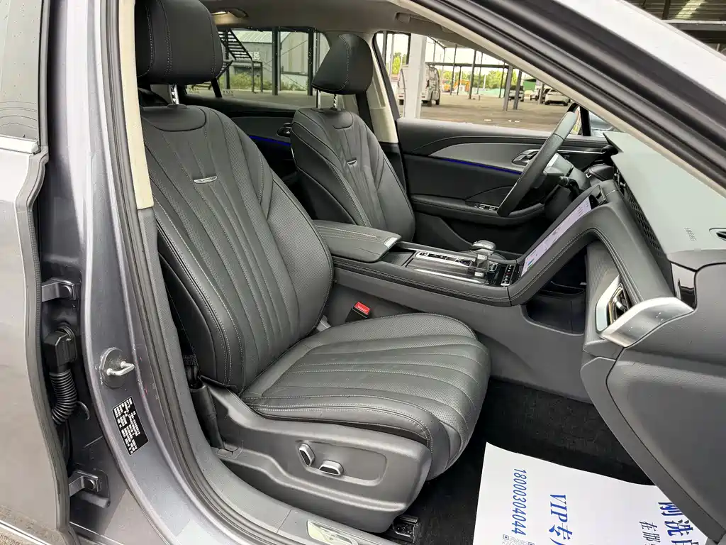 Hongqi Hongqi H5 — миниатюра 11