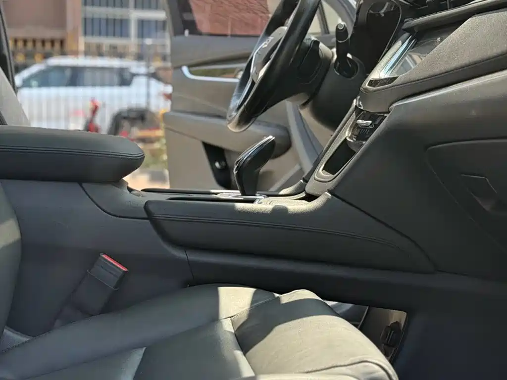 Cadillac XT5 2016 28T Luxury