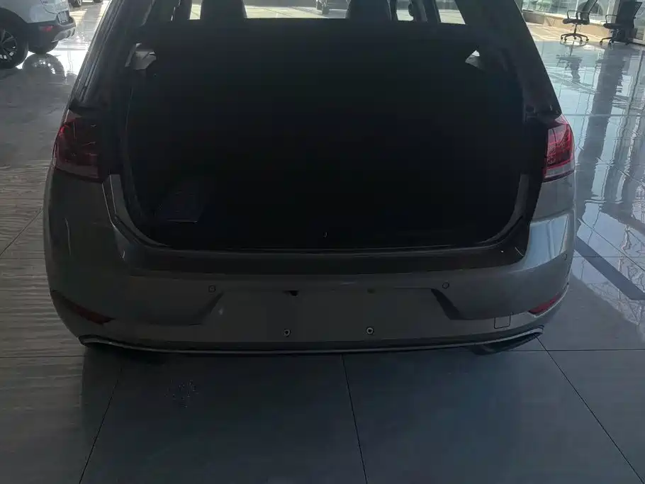 Volkswagen Golf — миниатюра 4
