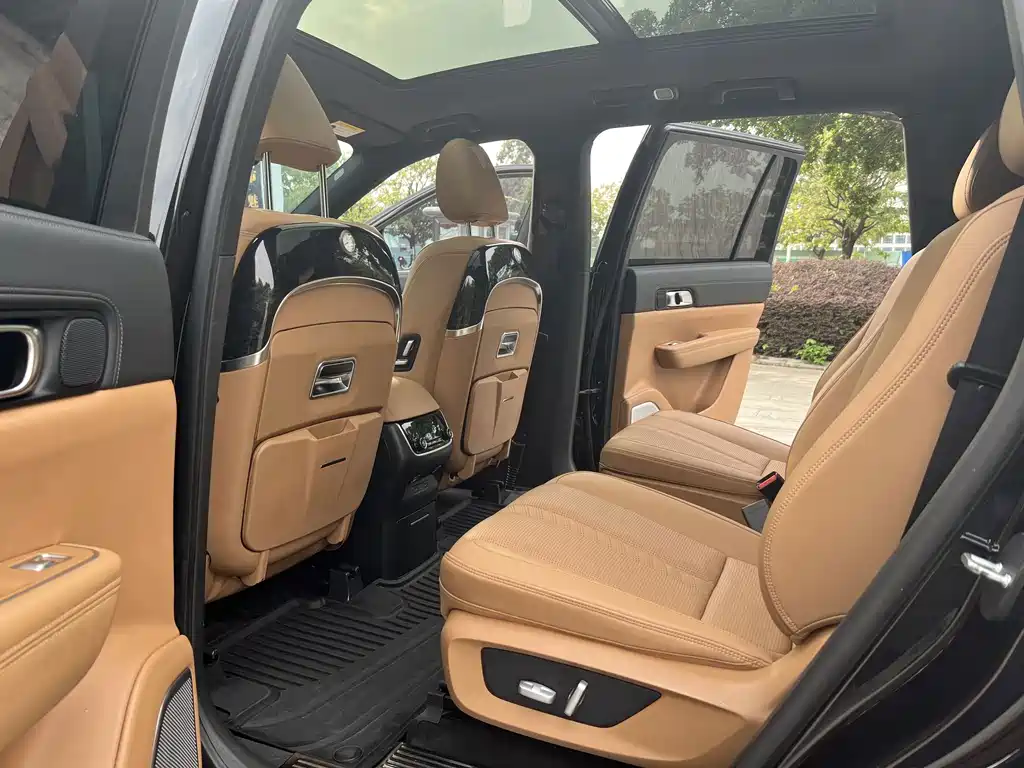 Li Auto Li ONE — миниатюра 6