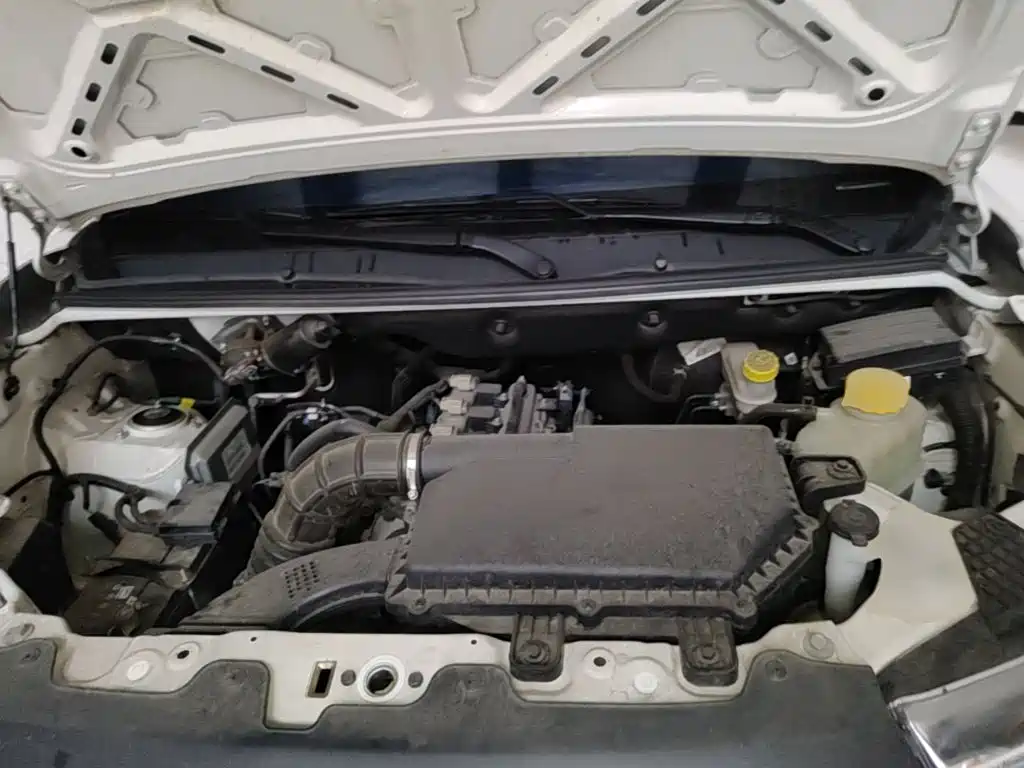Wuling Hongguang V — миниатюра 25