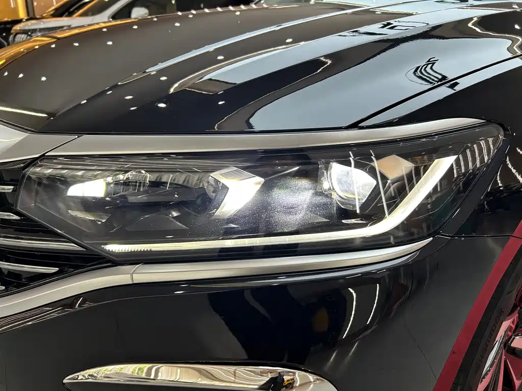 Volkswagen Passat — миниатюра 37