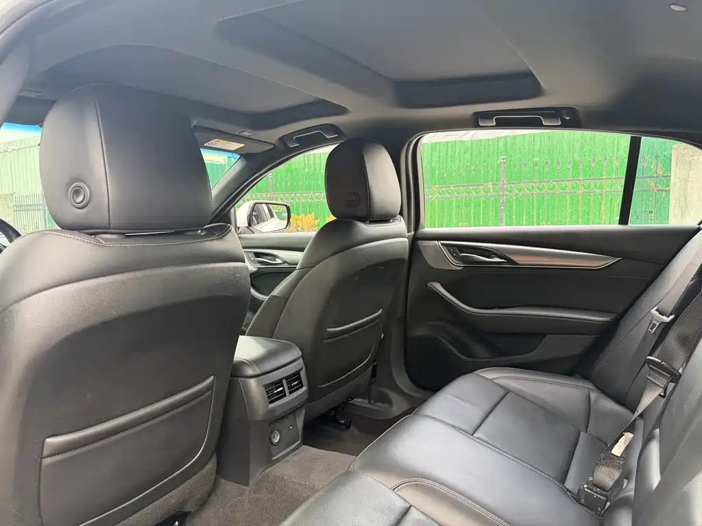 Cadillac CT5 28T Luxury Type, фото 14