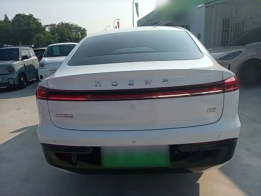 Roewe Young Wai D6 — миниатюра 6