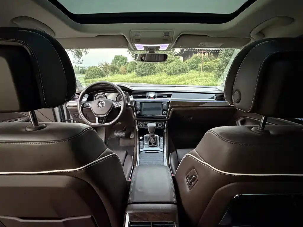 Volkswagen Phideon — миниатюра 7