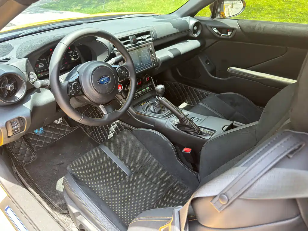 Subaru BRZ 2026 2.4L MT