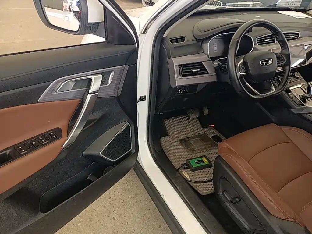 Geely Boyue — миниатюра 16