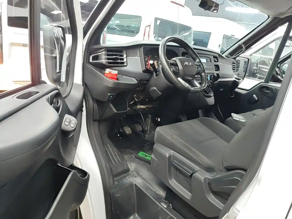 JMC JMC Fushun — миниатюра 16