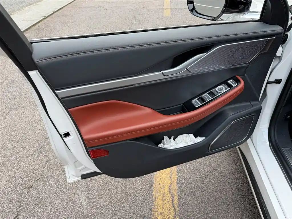 Lincoln Z 2025 2.0T
