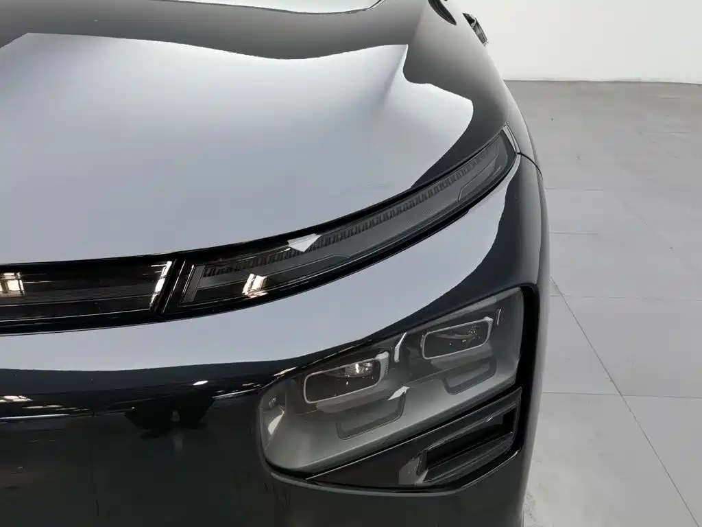 XPeng G9 — миниатюра 7