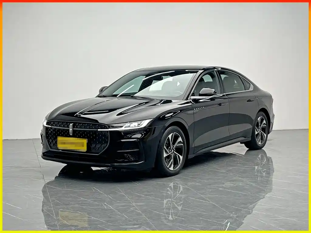 Lincoln Z 2022 i