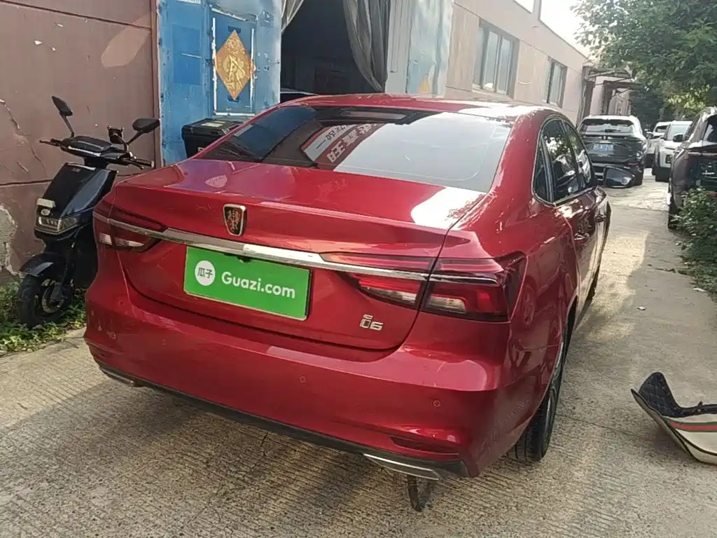 Roewe i6 Classic — миниатюра 7