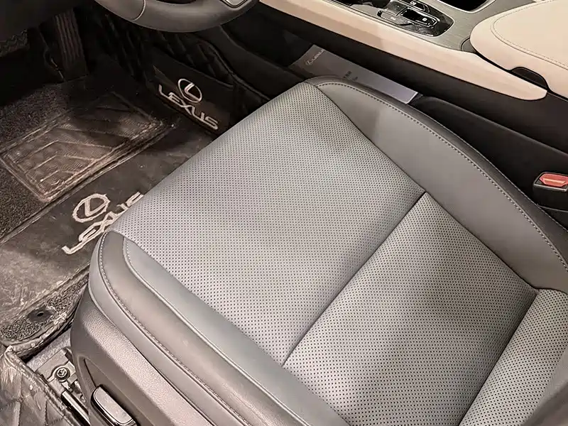 Lexus RZ — миниатюра 8