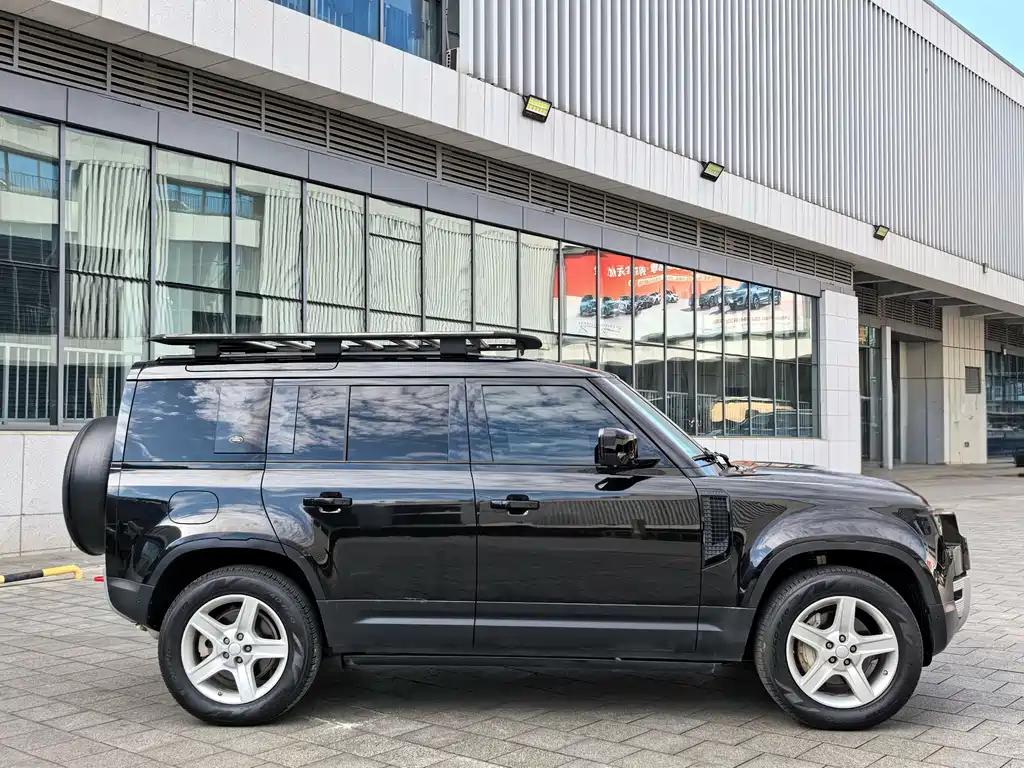 Land Rover Defender — миниатюра 19