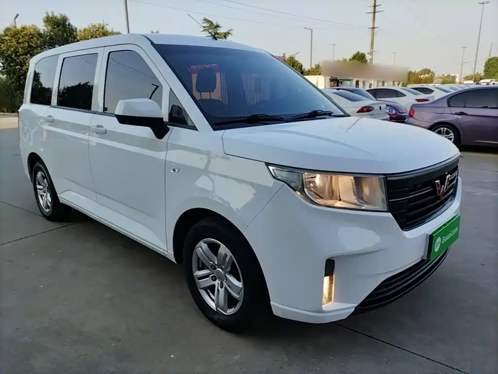 Wuling Hongguang PLUS — миниатюра 4