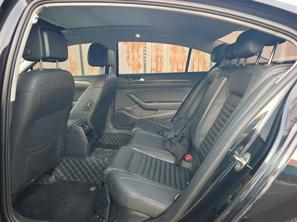 Volkswagen Magotan — миниатюра 6