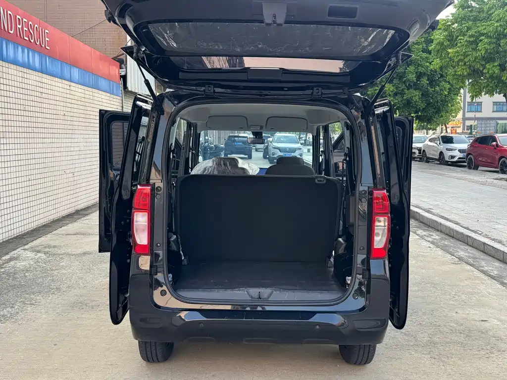 Wuling Zhiguang EV — миниатюра 9