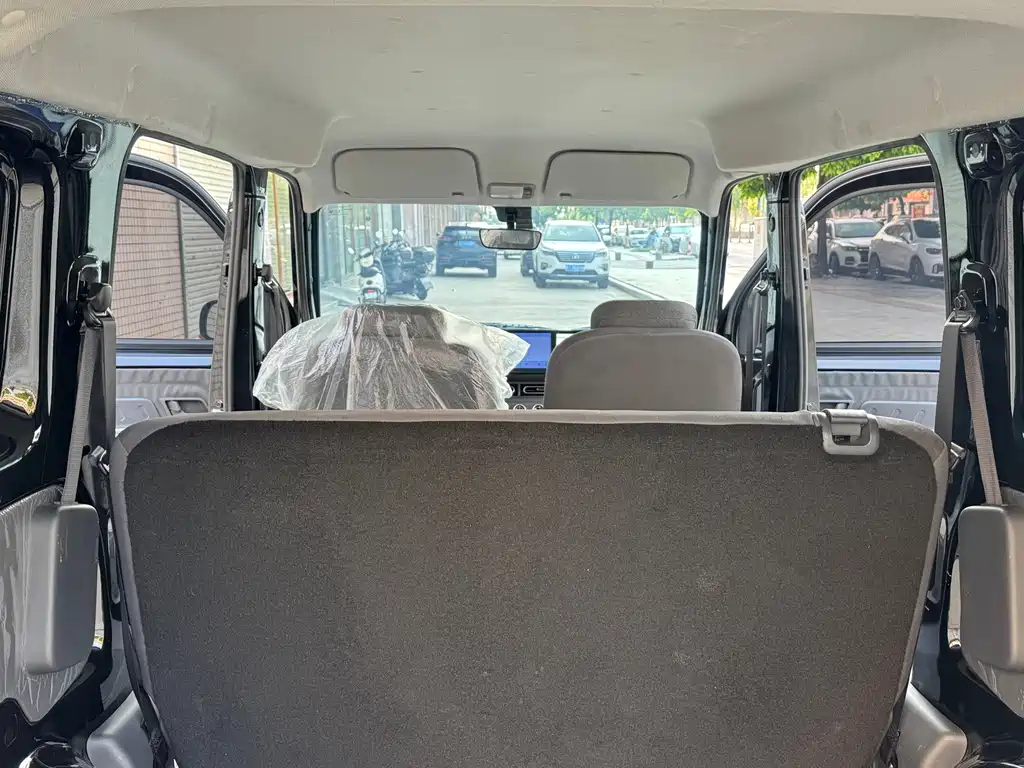 Wuling Zhiguang EV — миниатюра 16