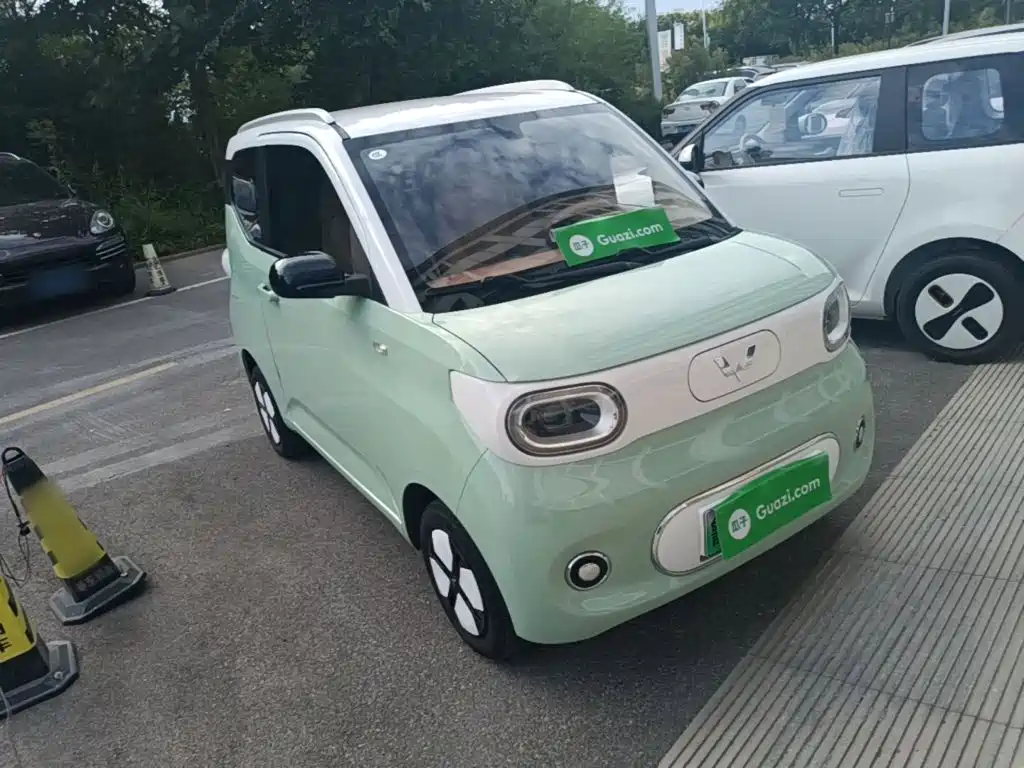 Wuling MINIEV — миниатюра 4